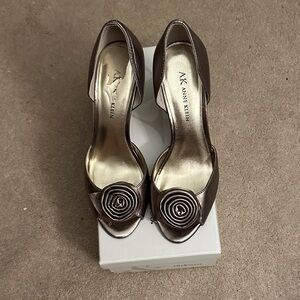 Anne Klein Metallic Bronze Peep-Toe Heels with Rosette